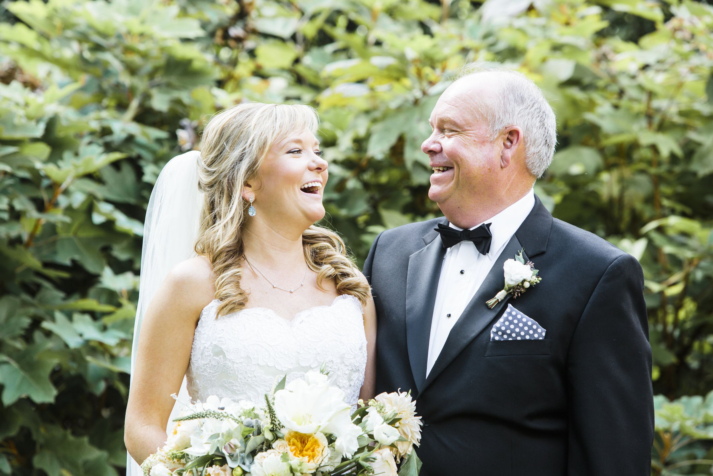 Bride and Father Portraits | Simply Charming Socials | Atlanta Wedding Planner