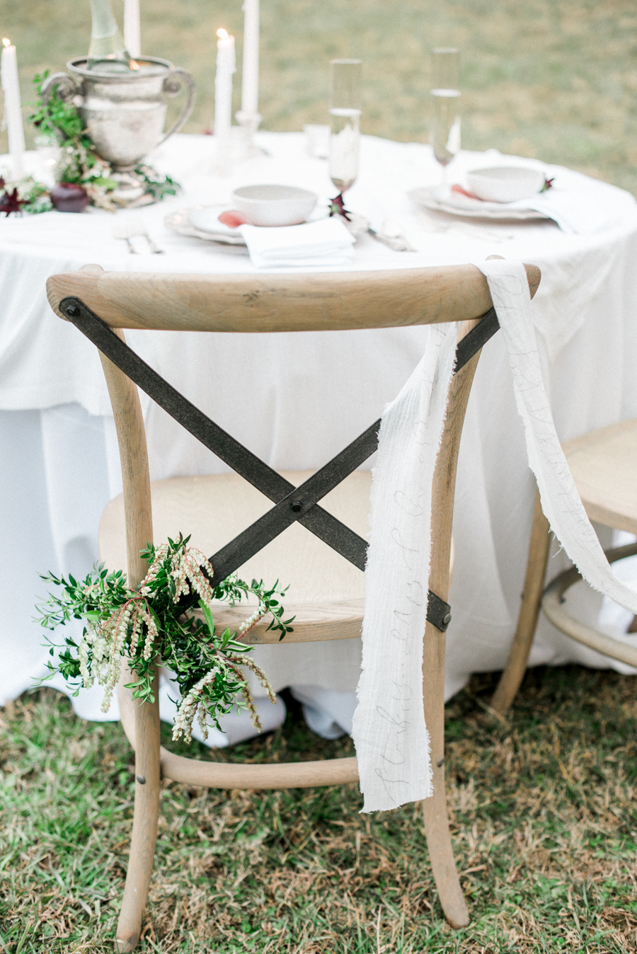 Romantic Tablescape for Outdoor Elopement | Simply Charming Socials | Atlanta Wedding Planner