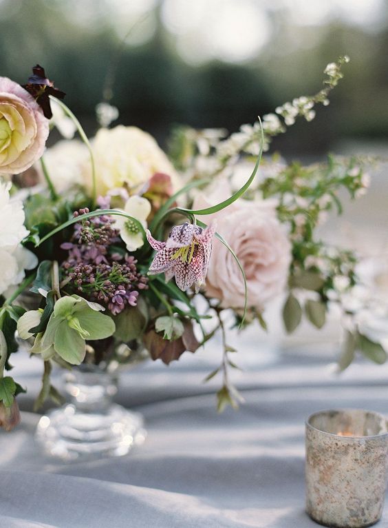 Mauve and White Floral Centerpiece | Simply Charming Socials | Atlanta Wedding Planner