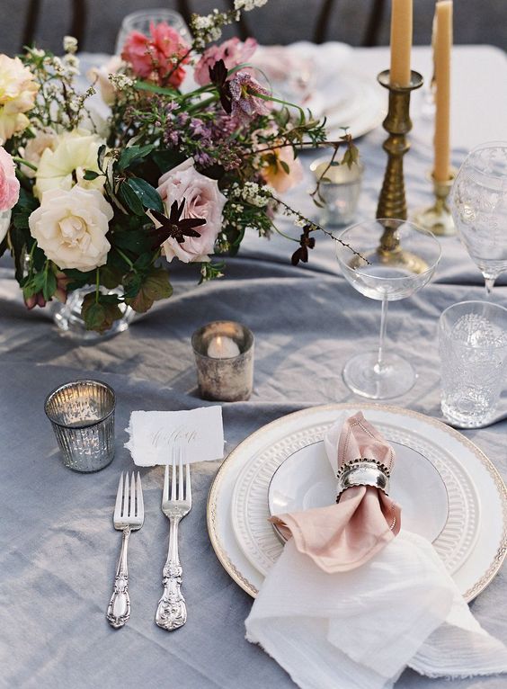 Romantic Outdoor Tablescape for Swan House Wedding | Simply Charming Socials | Atlanta Wedding Planner