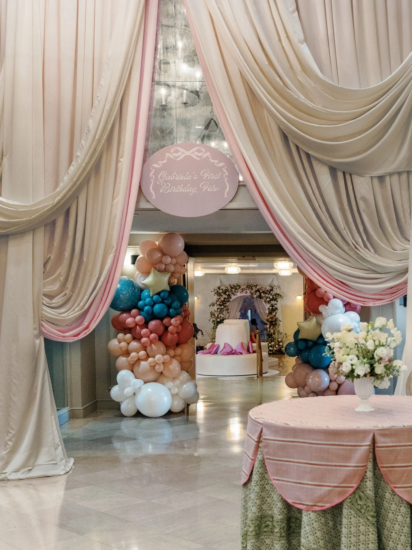 Life is but a dream. We celebrated Gabriela&rsquo;s 1st birthday with a Parisian f&ecirc;te, inspired by the vintage carousels of Montmartre. 

A stroll through the draped historic Biltmore Ballrooms, with a stop at the ticket booth or to watch the a