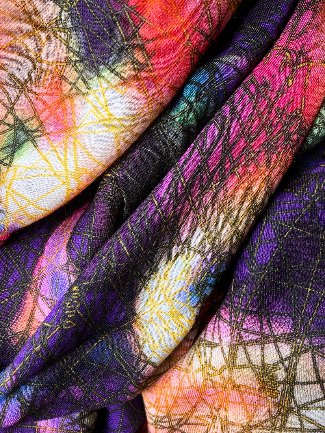 carlo-scanagatta_luxury-italian-scarf_cashmere-modal_phalaenopsis_05.jpg