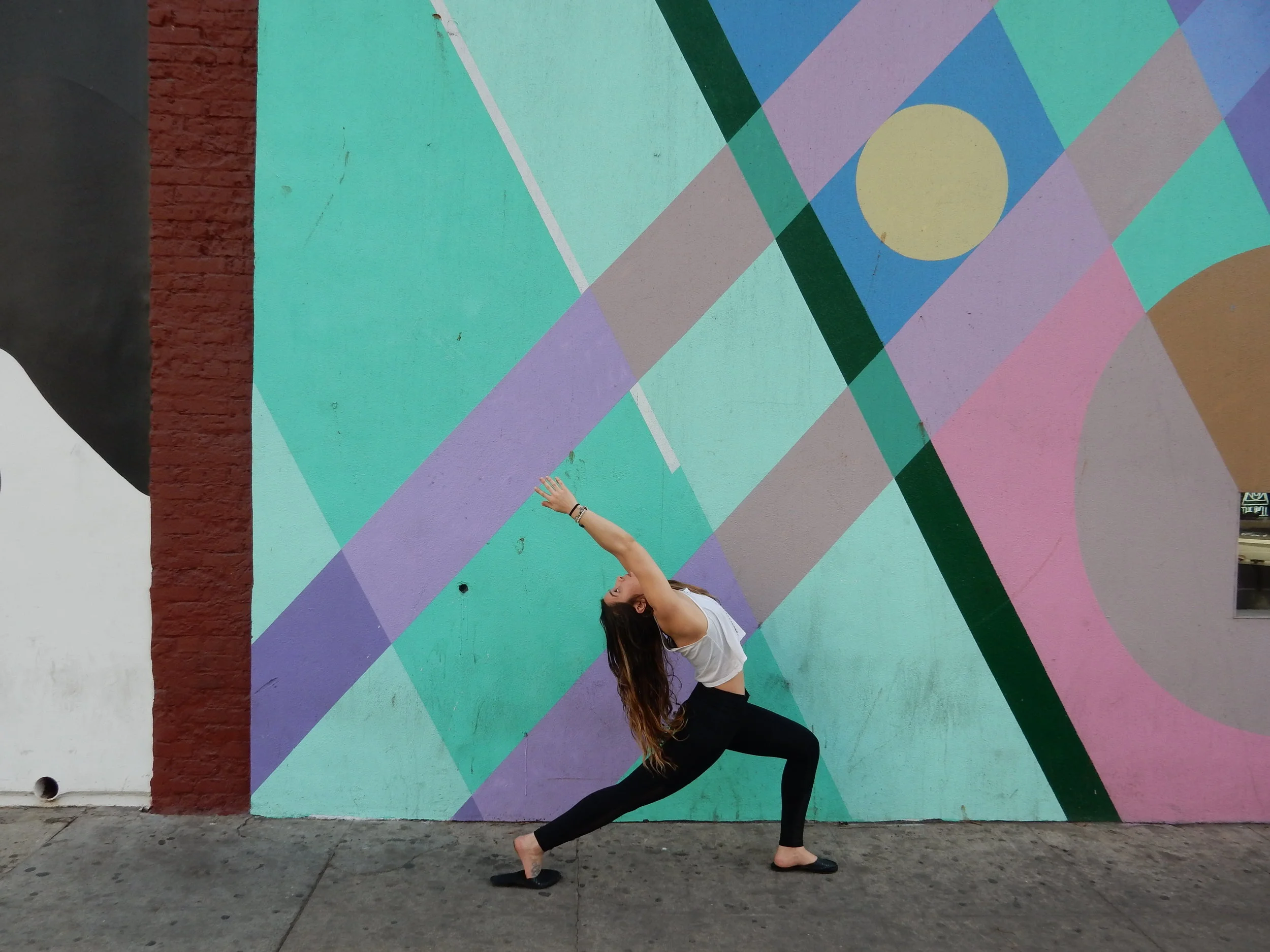 idratheryoga-reverse-muralart