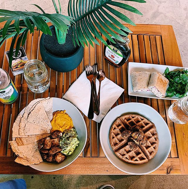 Awesome first experience at the amazing locally owned sugar, grain, nut and dairy free restaurant @am_factory_!! 11/10 would recommend and will be back!