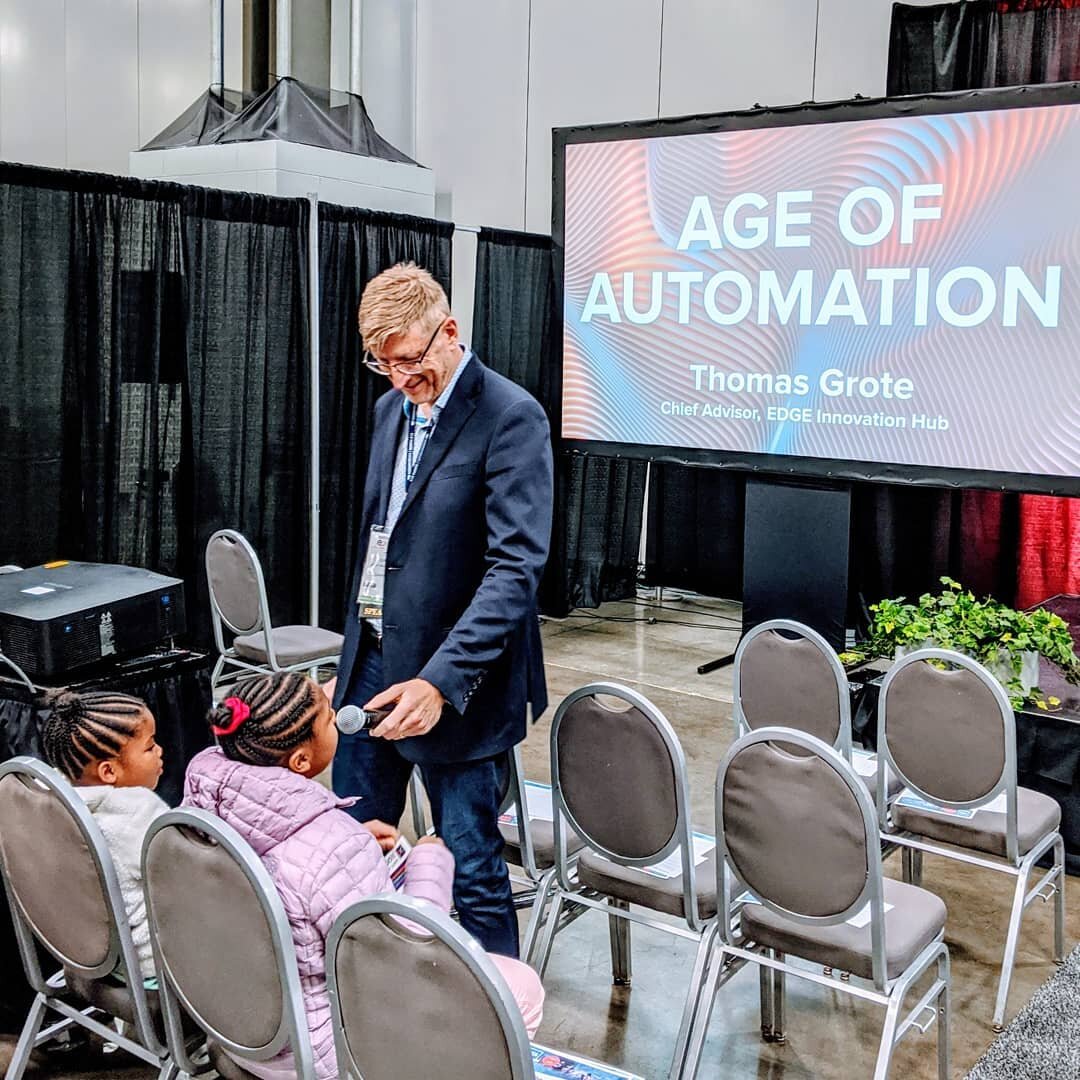 Thomas Grote speaking at the Ohio Restaurant Association Mid-America Expo on the &quot;Age of Automation&quot;