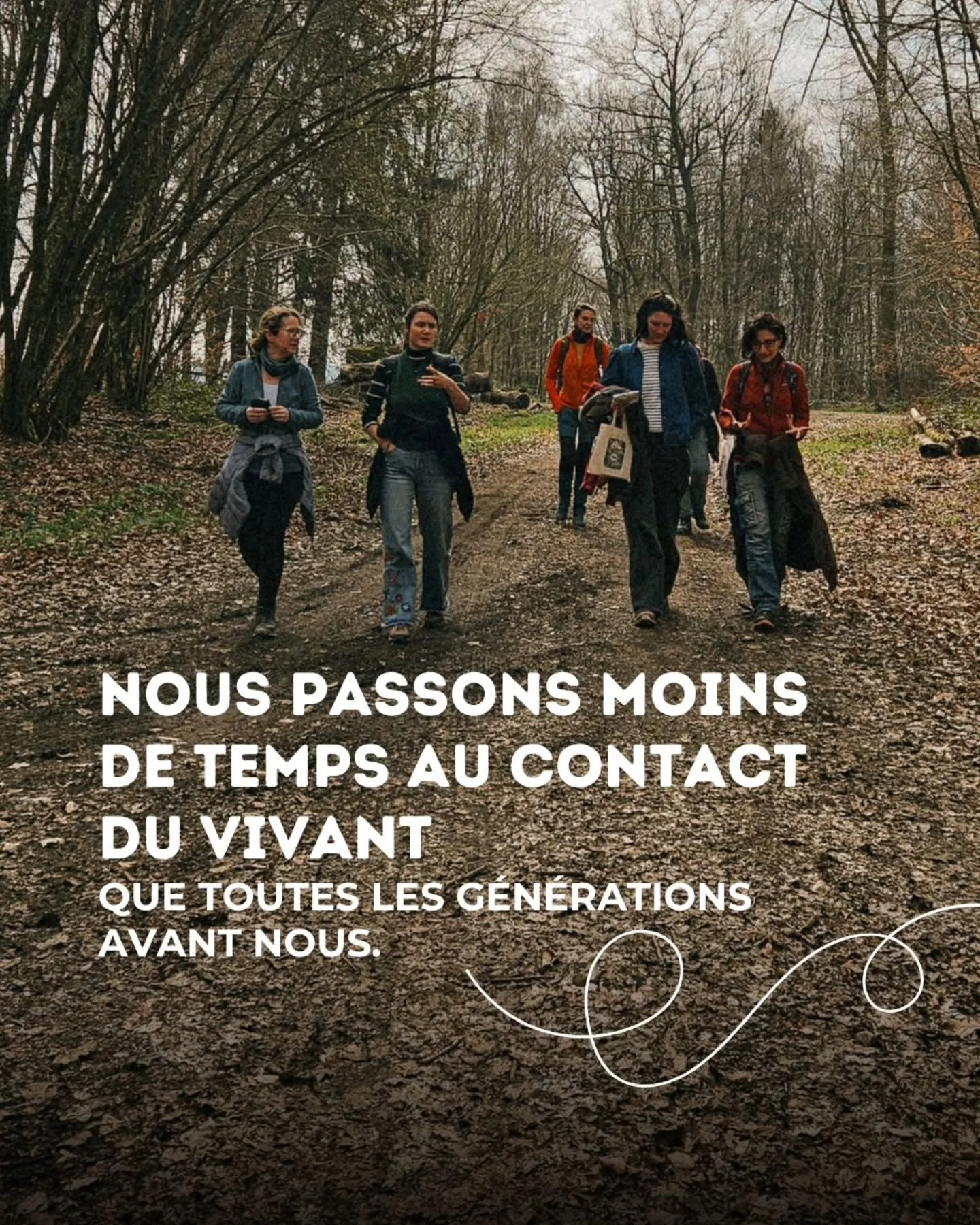 Nous passons moins de temps au contact du vivant que toutes les g&eacute;n&eacute;rations avant nous.

Cette retraite de landart et &eacute;cologie sensible, est une invitation &agrave; aller dehors: trois jours au bord de la Semois, &agrave; co-cr&e