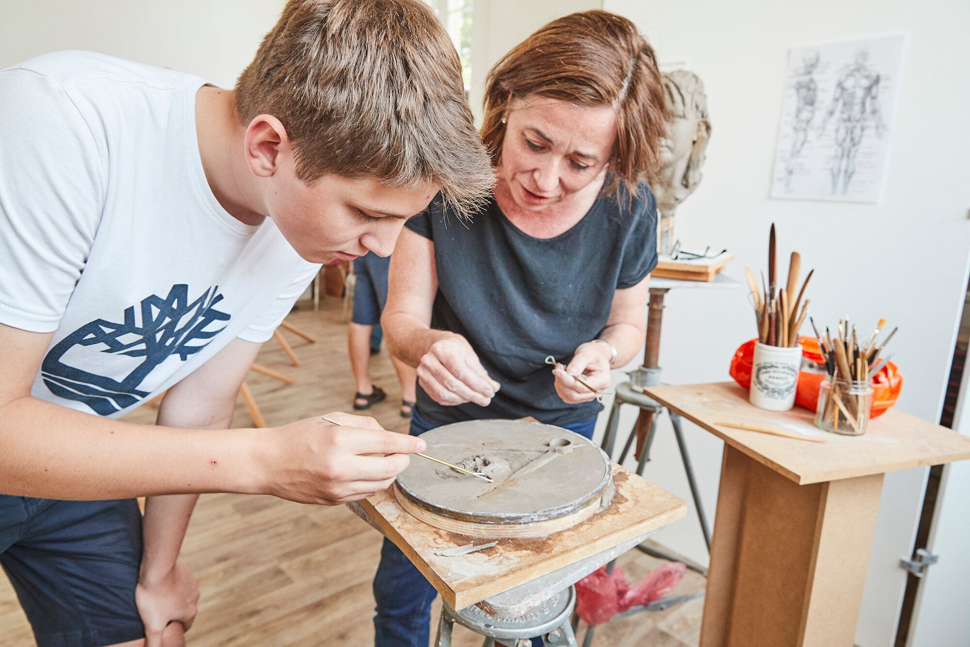 Sculpture class at Yardley Arts