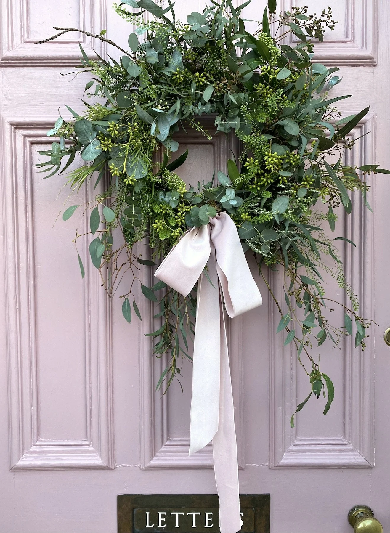 AmandaNisbett_Nov25_wreath-image3.jpeg
