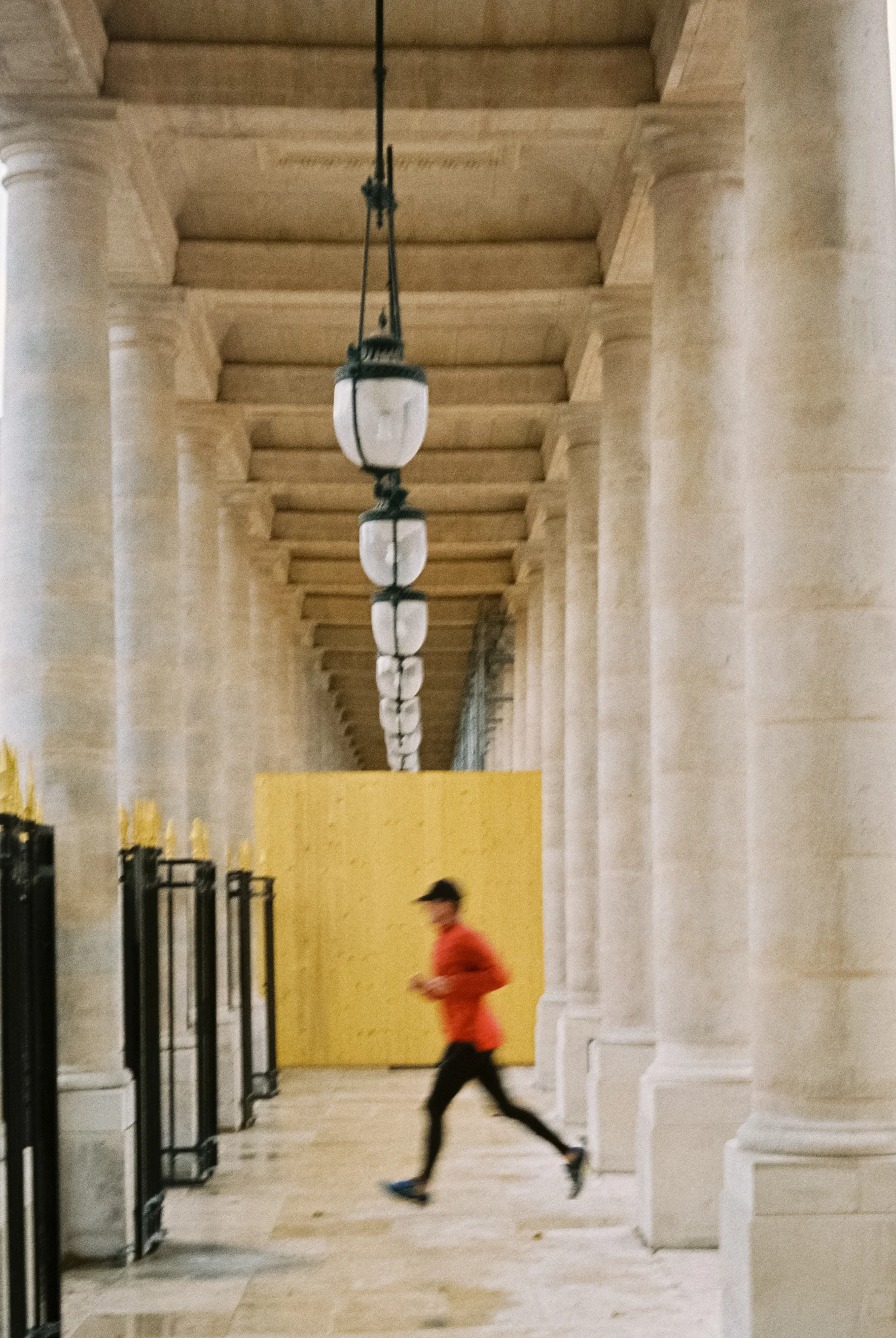 Rollei35LED_FujiNatura1600-4.jpg