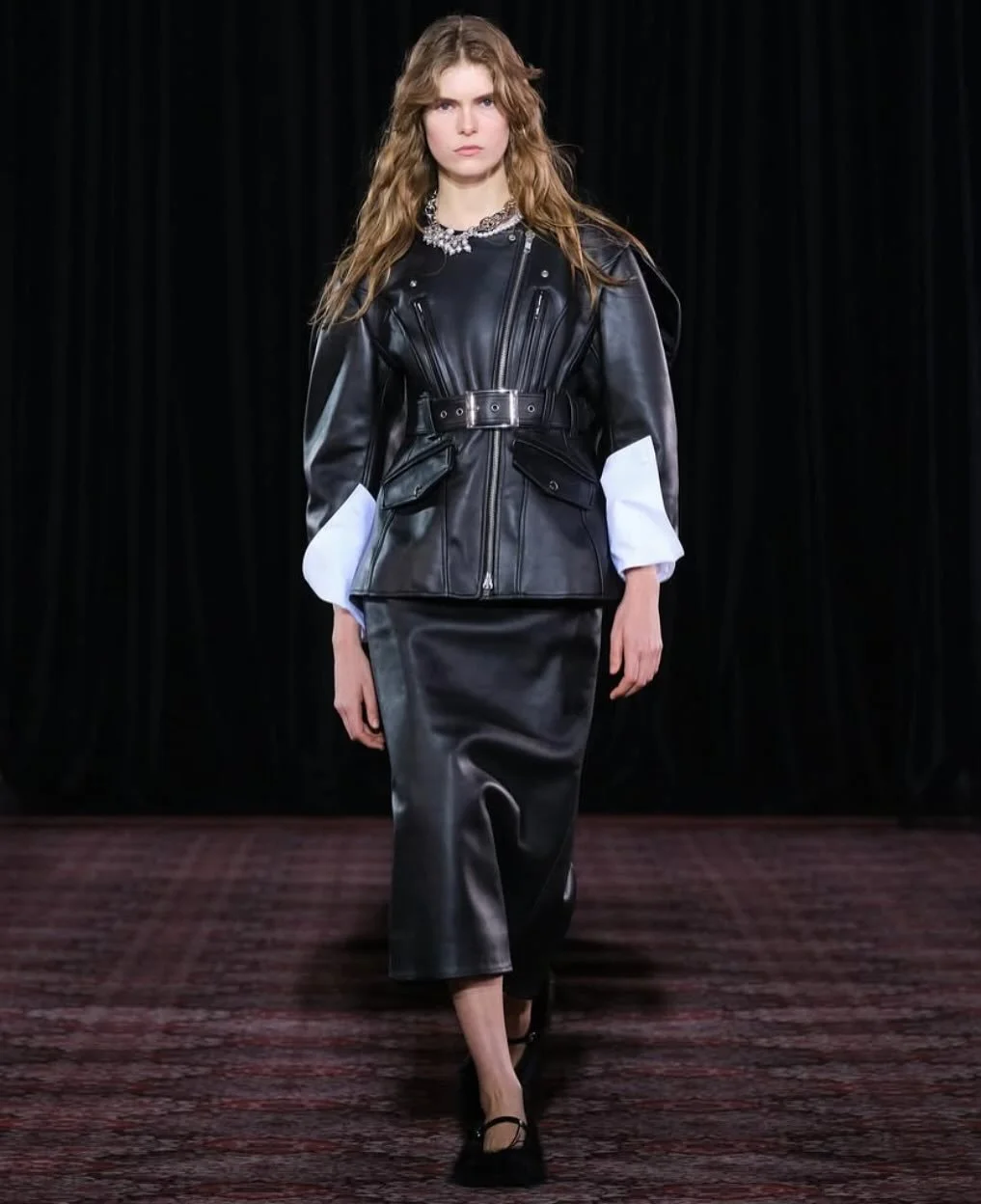 &hellip;Tuesday inspo: Simone Rocha AW25 🙌

We make custom leather jackets シ Made in Tuscany, Italy 🇮🇹 Fatto a mano, slow fashion, made to order only, which means ZERO waste 🌍 We only produce what is pre-ordered. And finally, we are now accepting