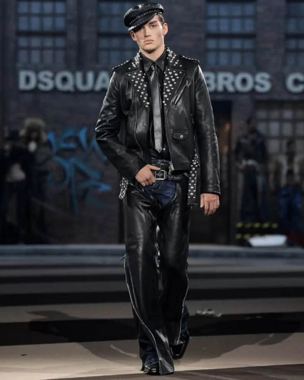 &hellip;Friday inspiration : We&rsquo;re still not over the DSquared 30th anniversary AW25 co-ed show 🙌

We make custom leather jackets シ Made in Tuscany, Italy 🇮🇹 Fatto a mano, slow fashion, made to order only, which means ZERO waste 🌍 We only p