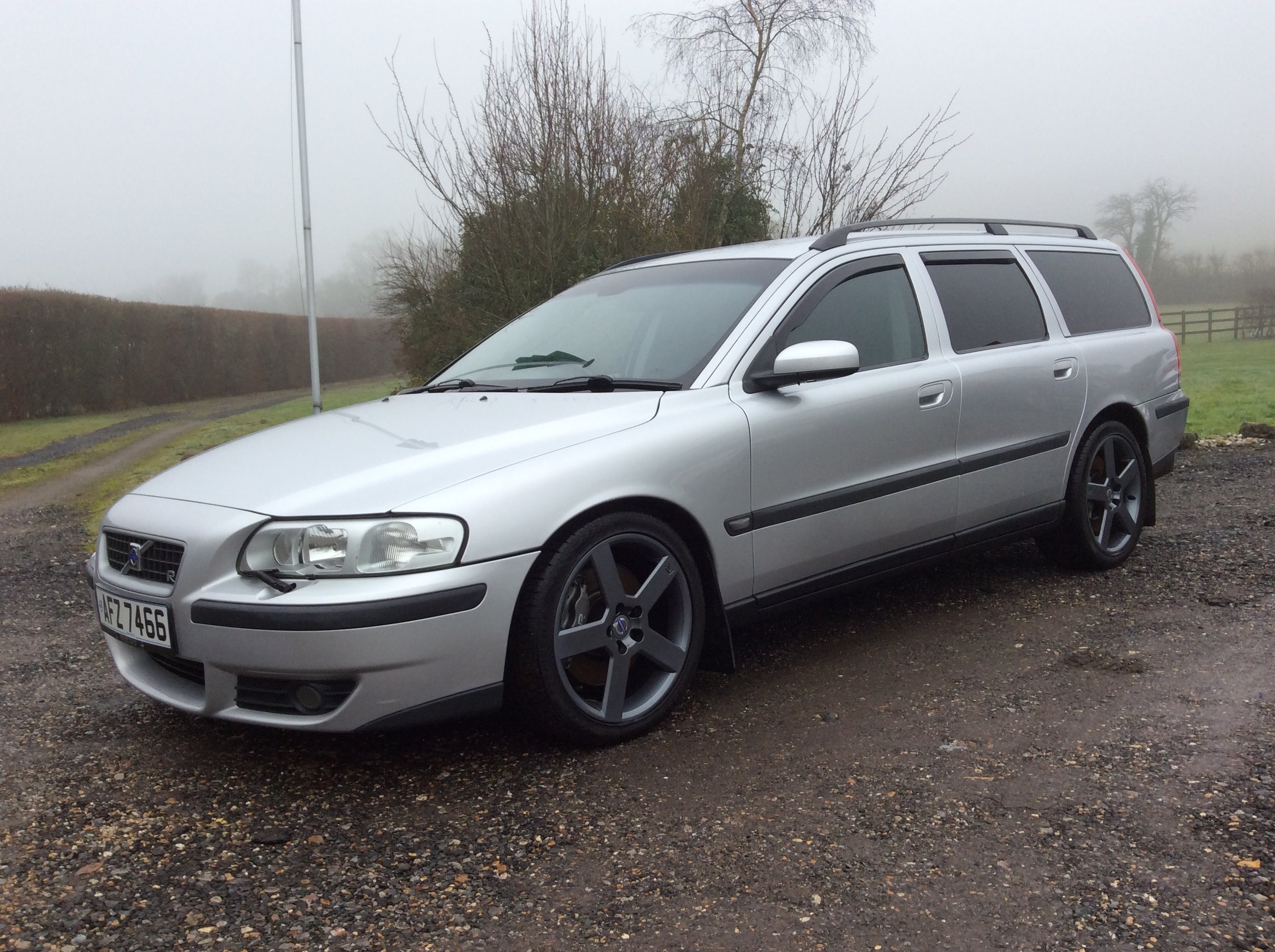 Volvo V70R Geartronic - 7 seater