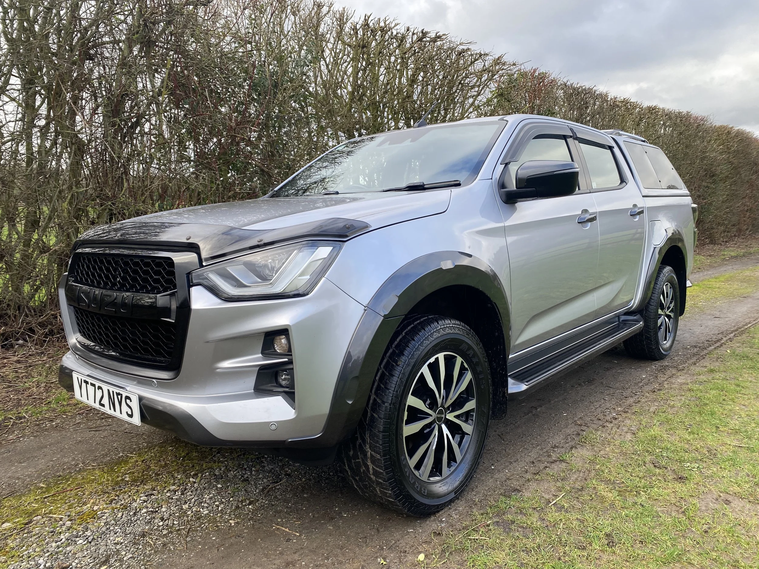 Isuzu D Max, V Cross - Double Cab