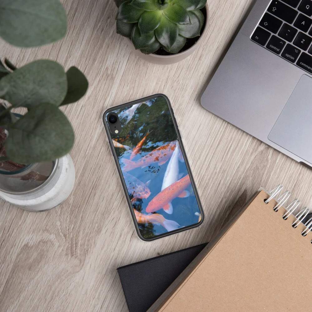 iphone-case-iphone-xr-lifestyle-4-613d2dd746af1.jpg