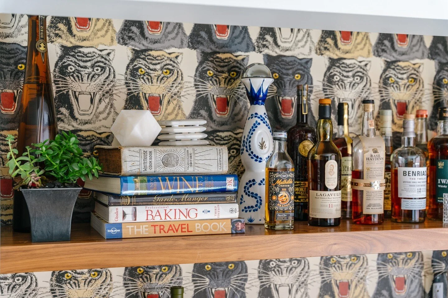 🐯

*
*
*
*
*
#interiordesigner #interiors #denverdesigners #betterhomes #instamood #instaoftheday #coloradohomes #denverhomes #bestofdesign #mood #smallbusiness #apartmenttherapy #houseenvy #mydomaine #designsponge #lonnyliving #vogueliving #elledec