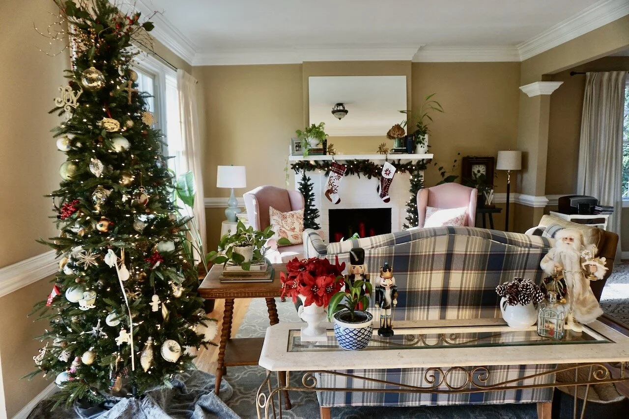 How We Decorate for Christmas + Family Traditions