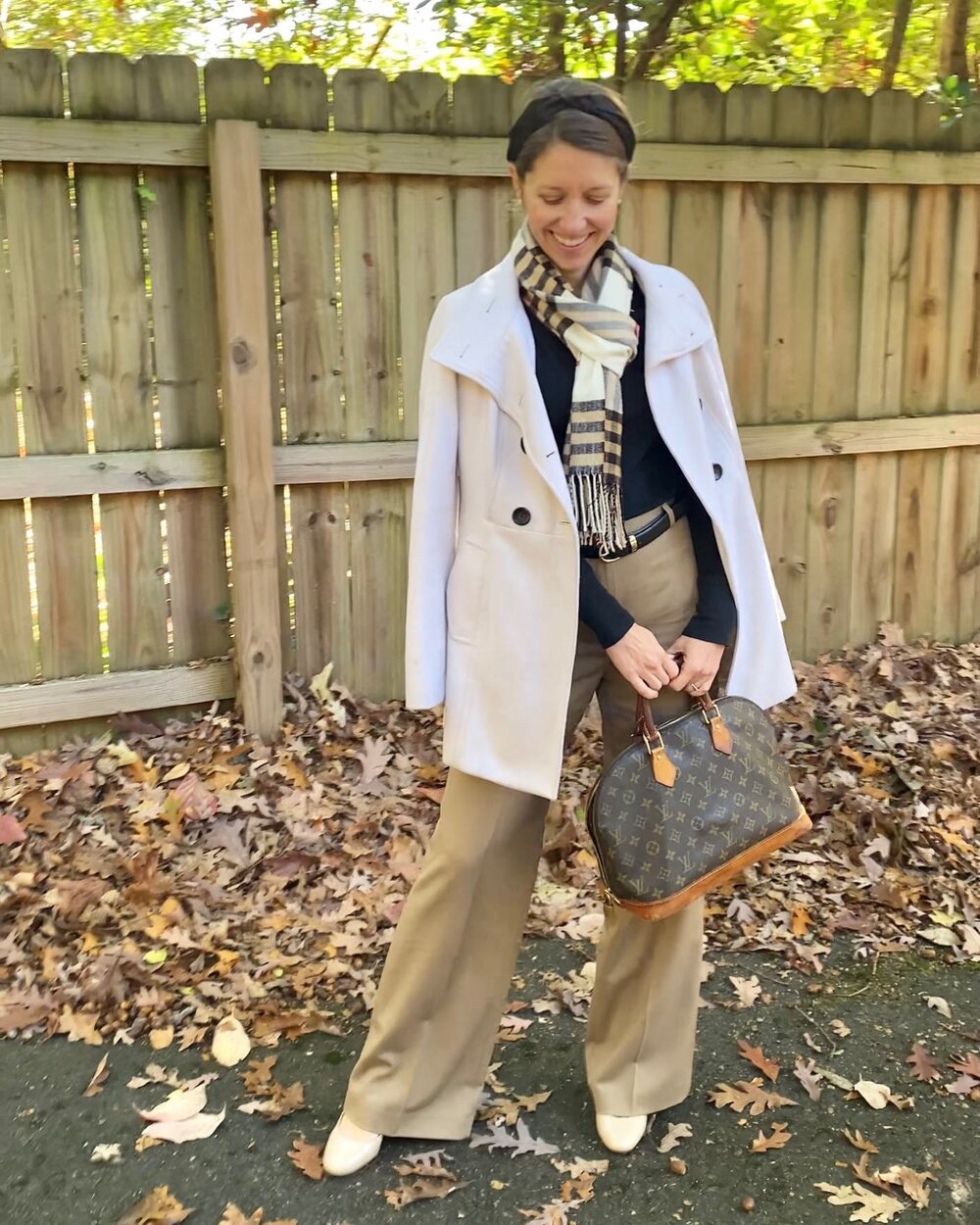 Vintage Talbots 😍 

Sometimes I get snooty at vintage clothes. 

&ldquo;Oh that&rsquo;s too old for me&rdquo; 
&ldquo;That cut won&rsquo;t look good&rdquo; 

But one detail I forget is that vintage clothing is usually made a lot better than clothes 