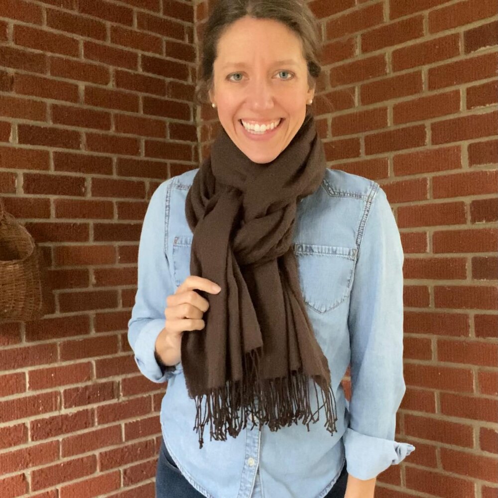 How to tie a scarf 🧣 

My favorite winter accessory! But instead of always wearing it the same way :: let&rsquo;s switch it up and try a few new ways to tie them! 

More :: I&rsquo;ve got a reel saved for you on how to do this. 

And I&rsquo;ll be w