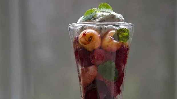 Layered berry fruit salad with port syrup
