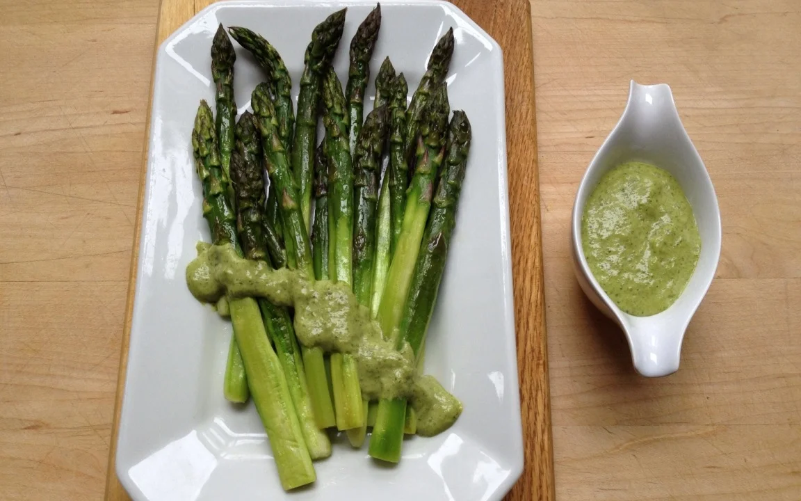 Roasted asparagus remoulade