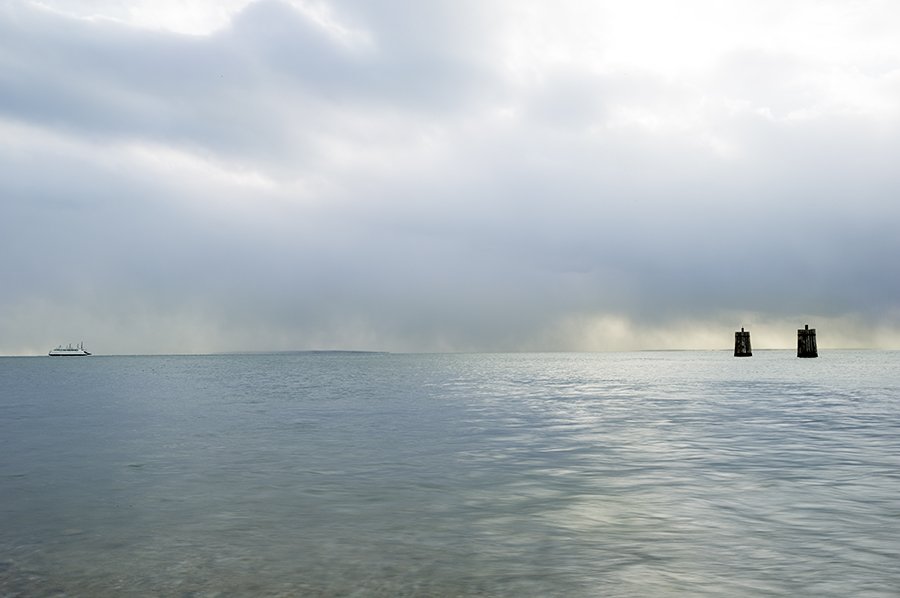 Gardiner's Bay, Ferry