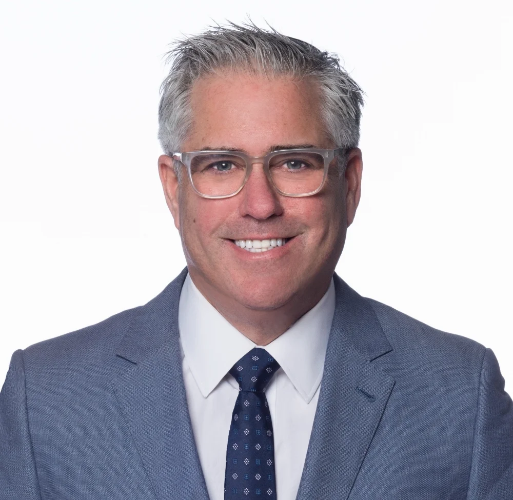 Todd Simons_100.jpg