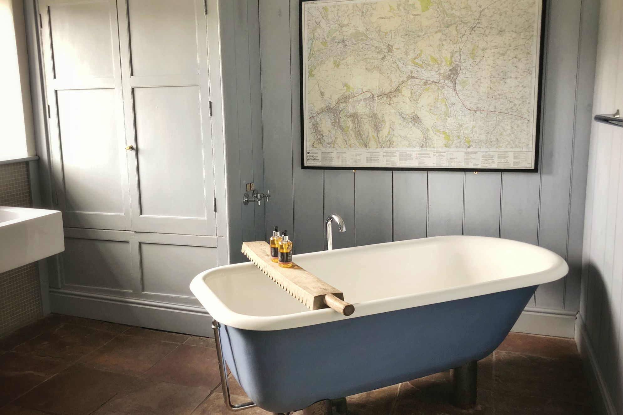 9_sycamorehouse_bath.jpg