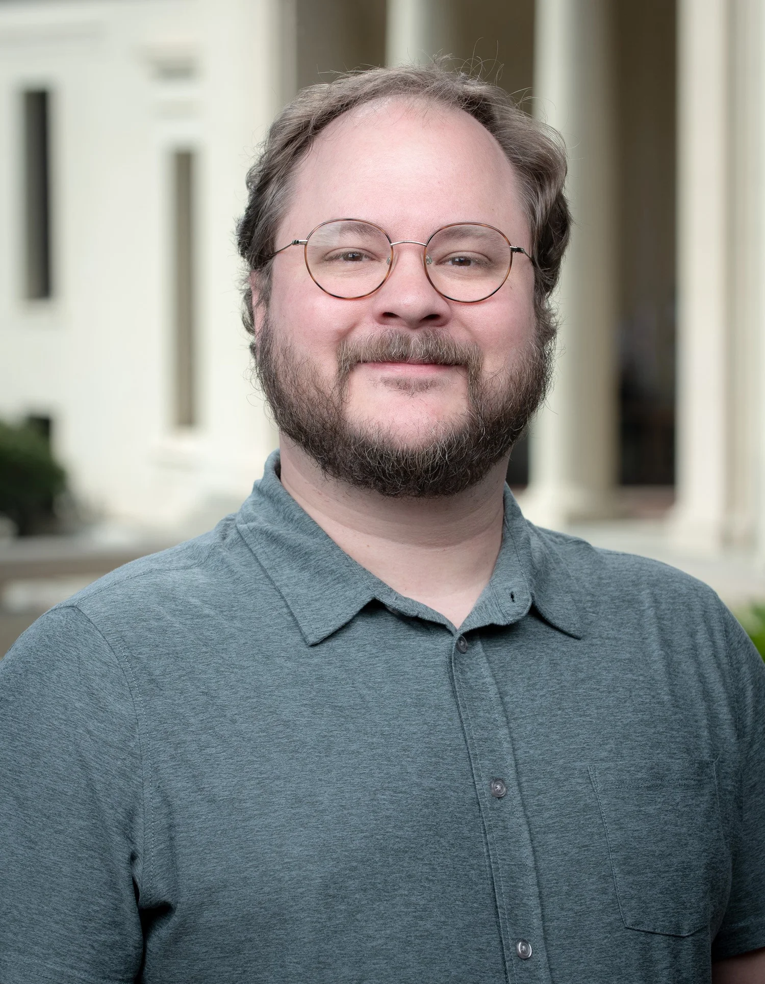 Press headshot of Stephen Cabell