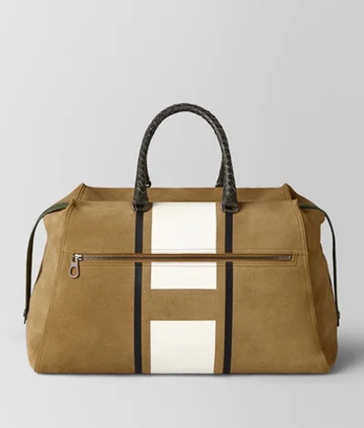 Available at www.bottegaveneta.com