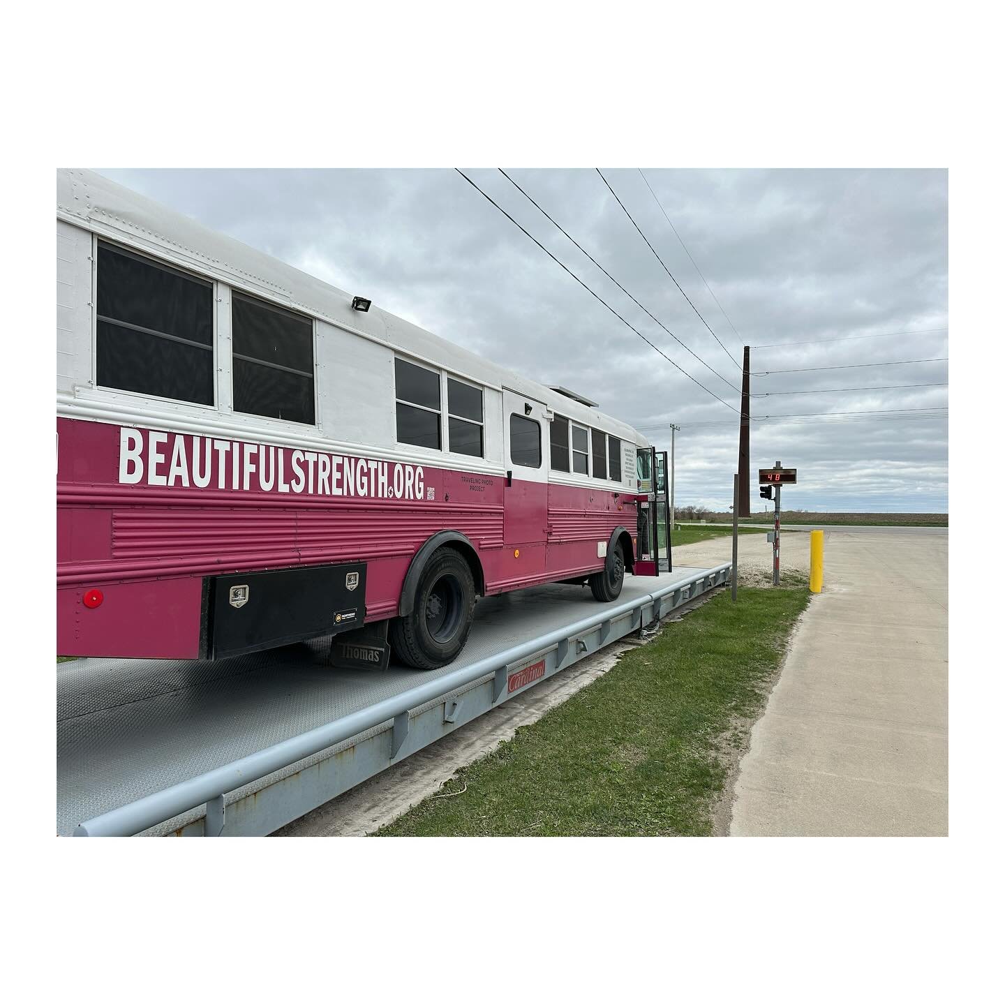 25,180 lbs. 💪🏼
.
Full water, full gas, full generator, and spare tanks. Honestly I thought it might be more. I&rsquo;ve wondered what the total weight of the bus was for a while now, and now I know. 🚌✨