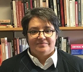 Dr. María Gómez