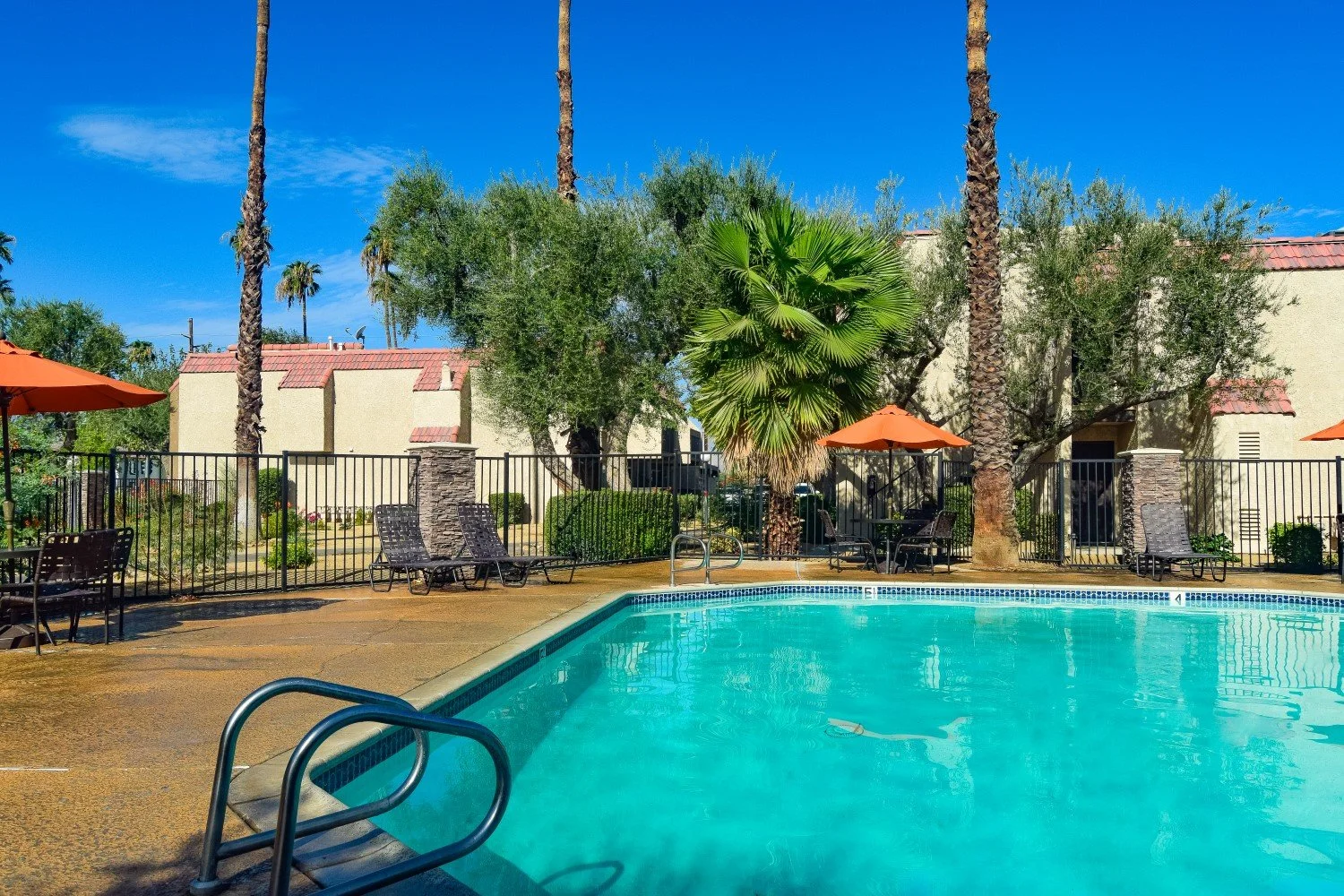 Tres Flores Apartments