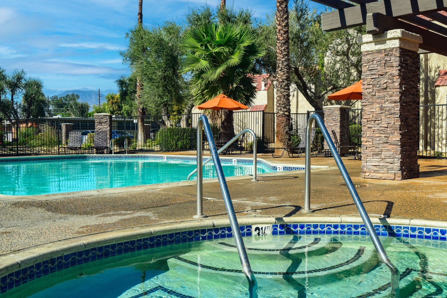 Tres Flores Apartments