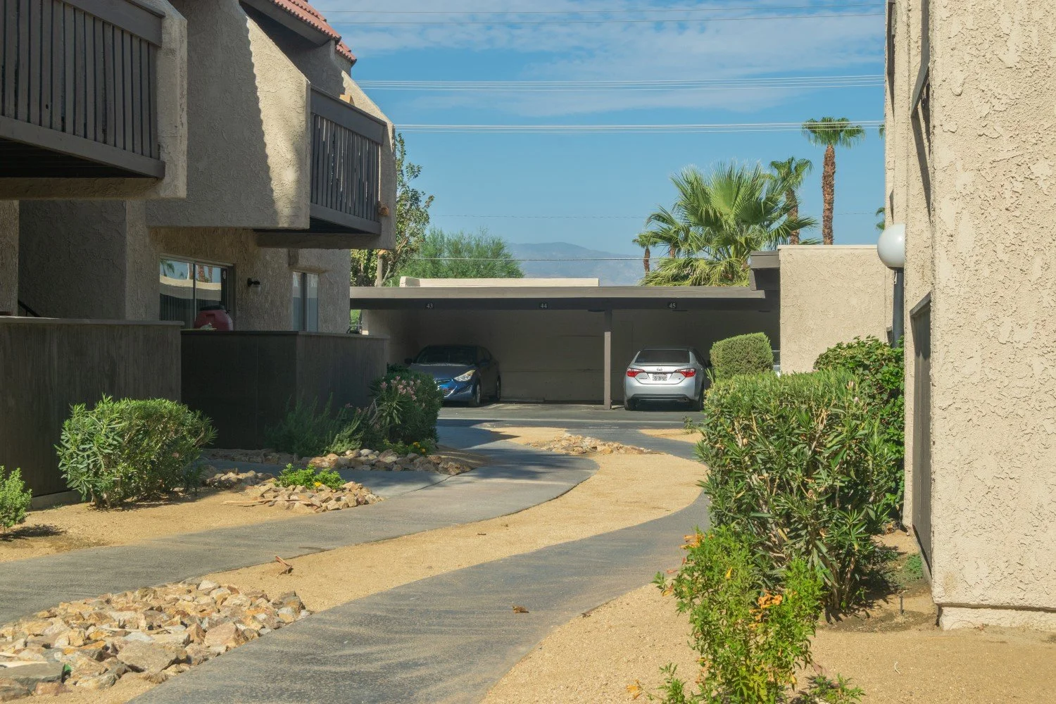 Tres Flores Apartments