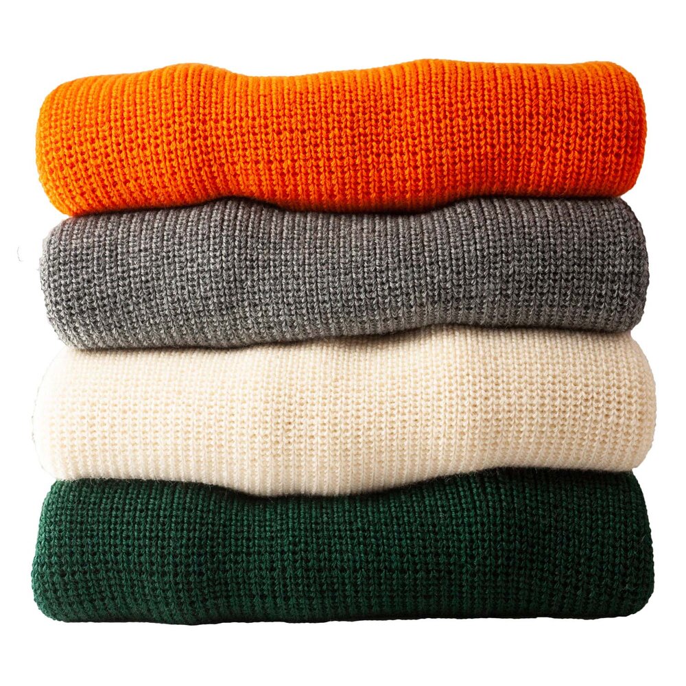 Sweater-Stack-40x40-cm.jpg