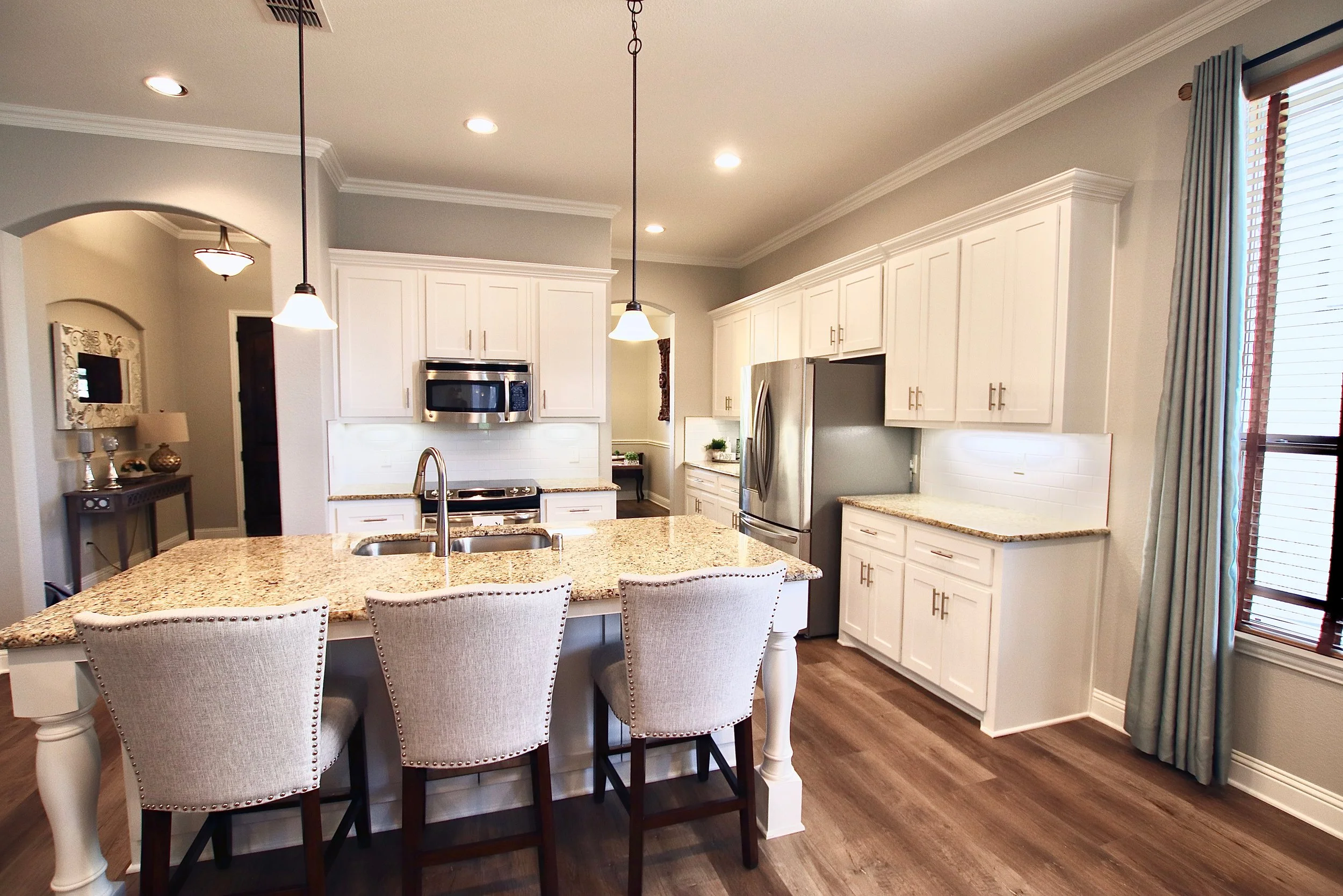 IMG_8978 simpson kitchen 3 .jpg