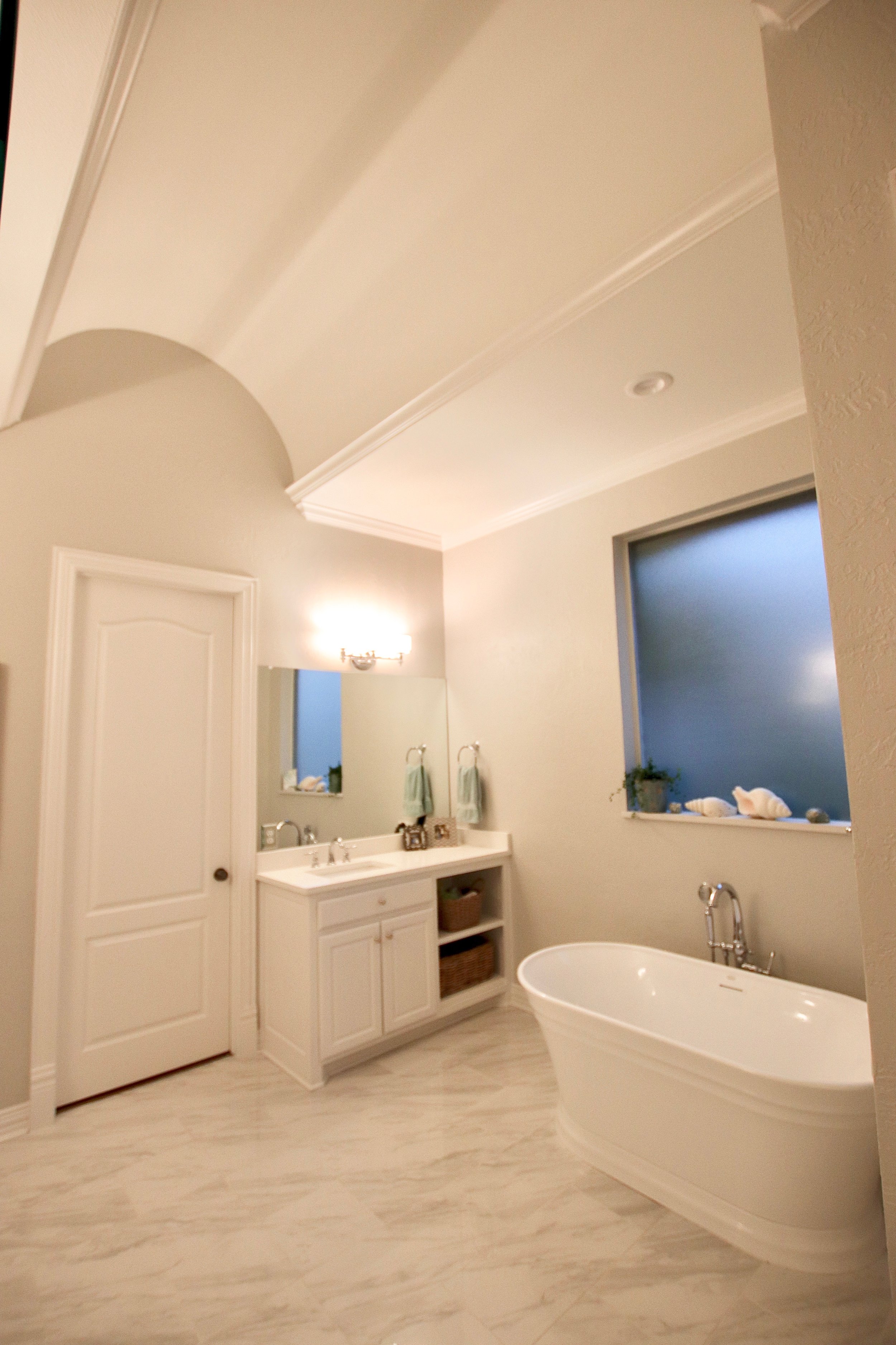 IMG_7567 hill master bath 3 .jpg