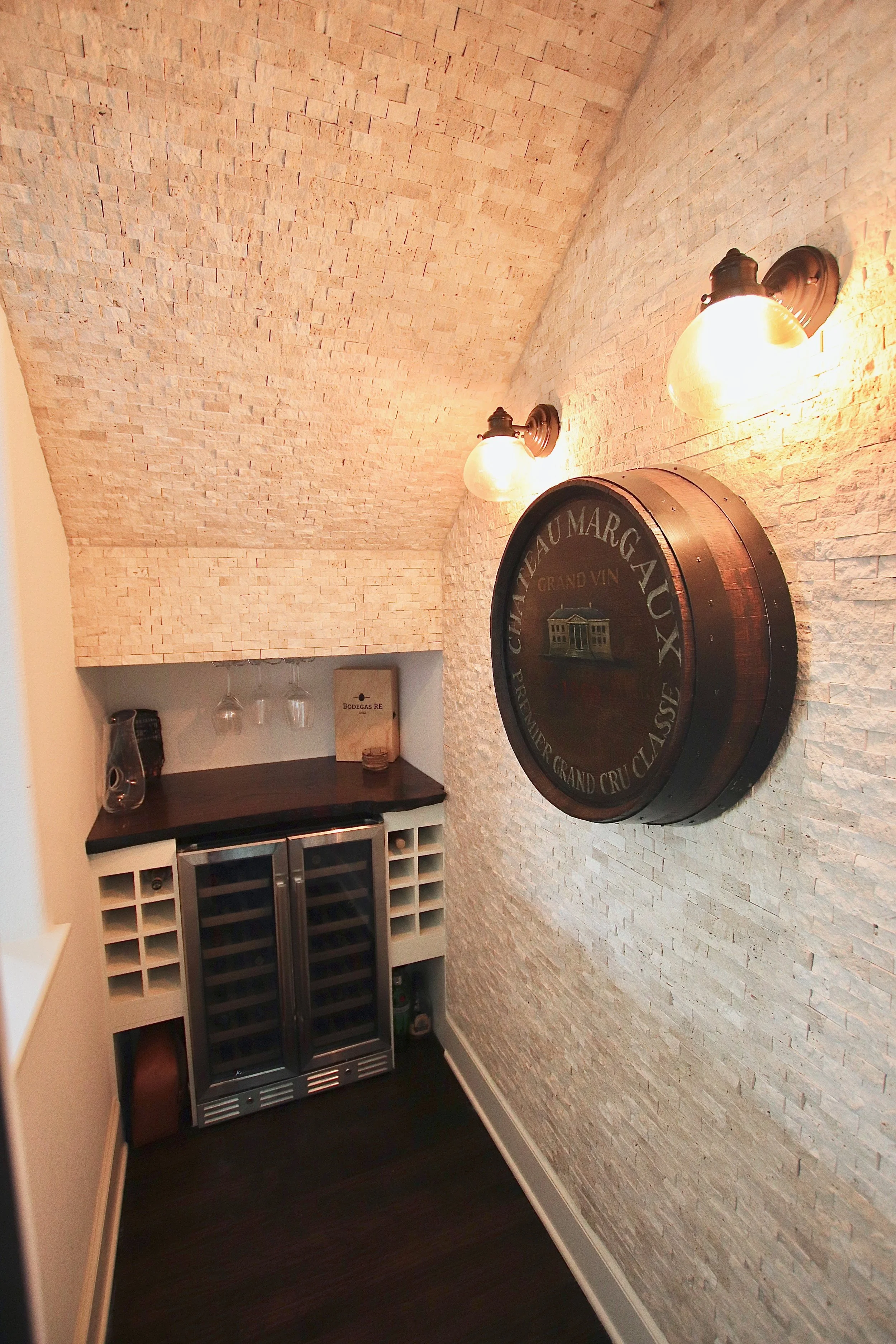IMG_8353 gammon wet bar.jpg