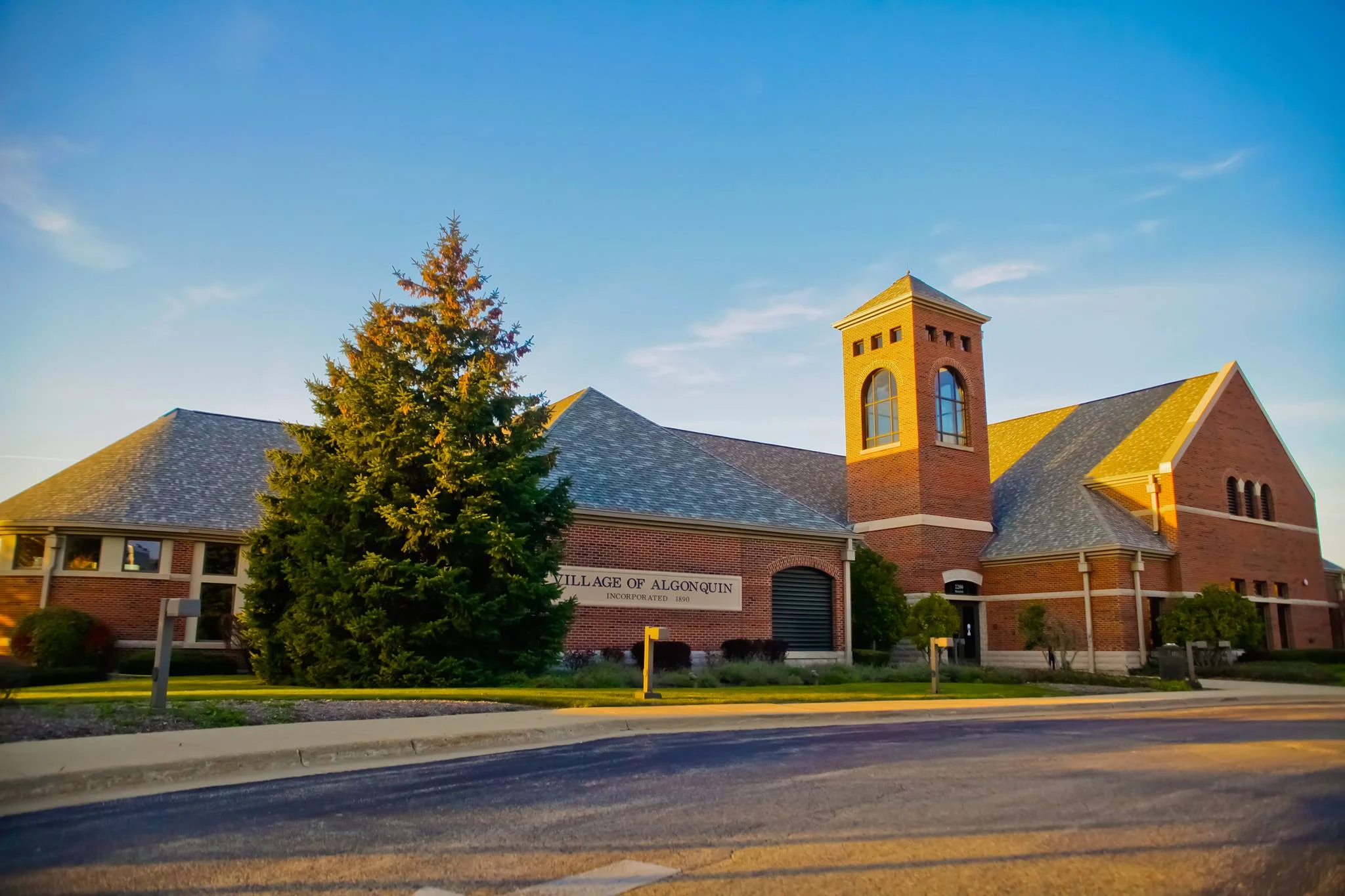 Algonquin Village Hall
