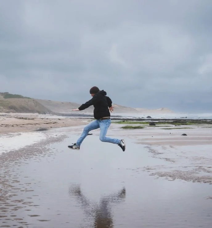 One of the jewels in the crown when it comes to building your health, fitness and overall resilience?

Getting outside in the fresh air for a purposeful, long(ish) walk.

So here&rsquo;s my challenge to you: find at least 30 minutes for one this week
