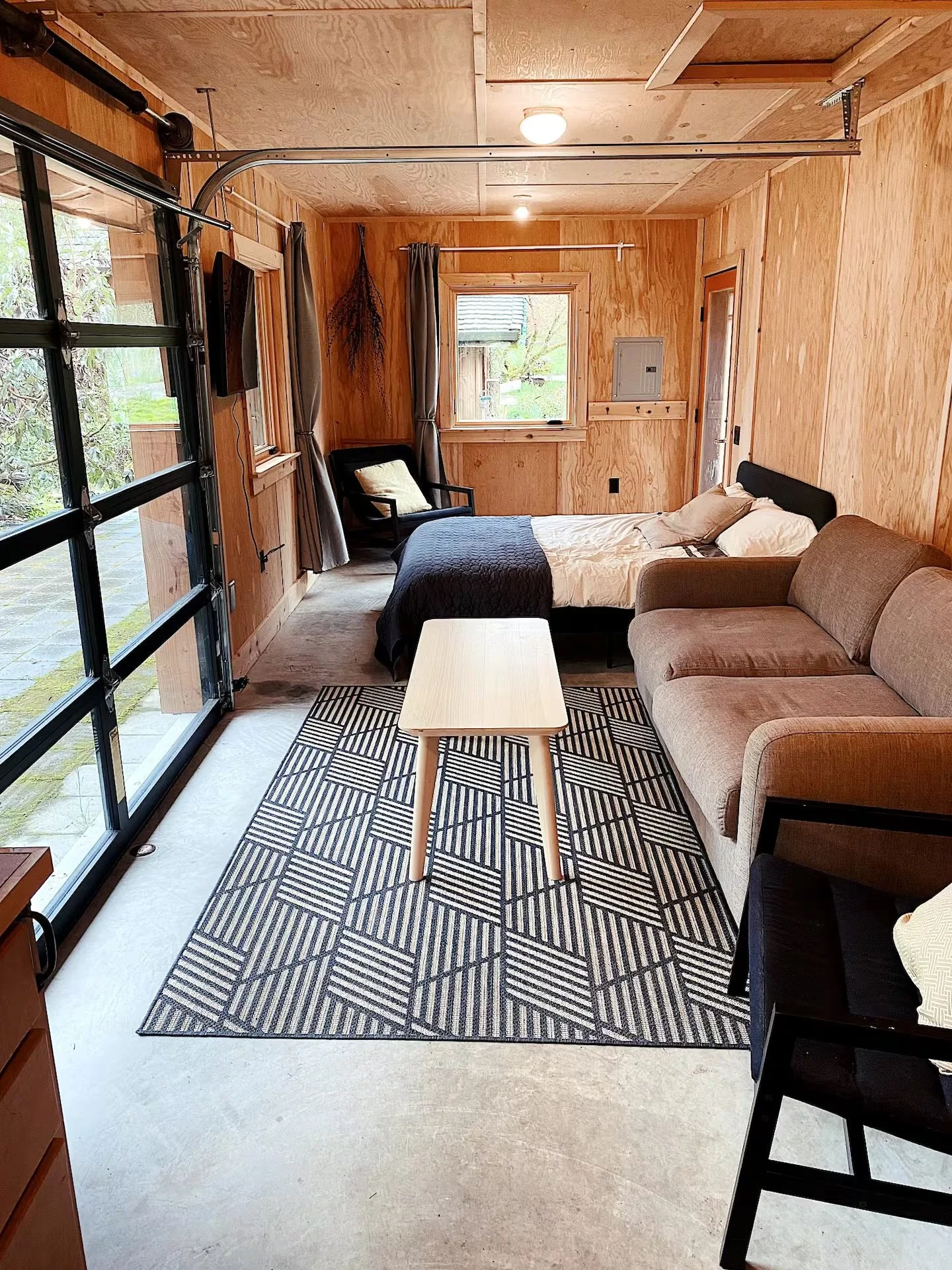 retreat fir room queen +sofa.jpeg