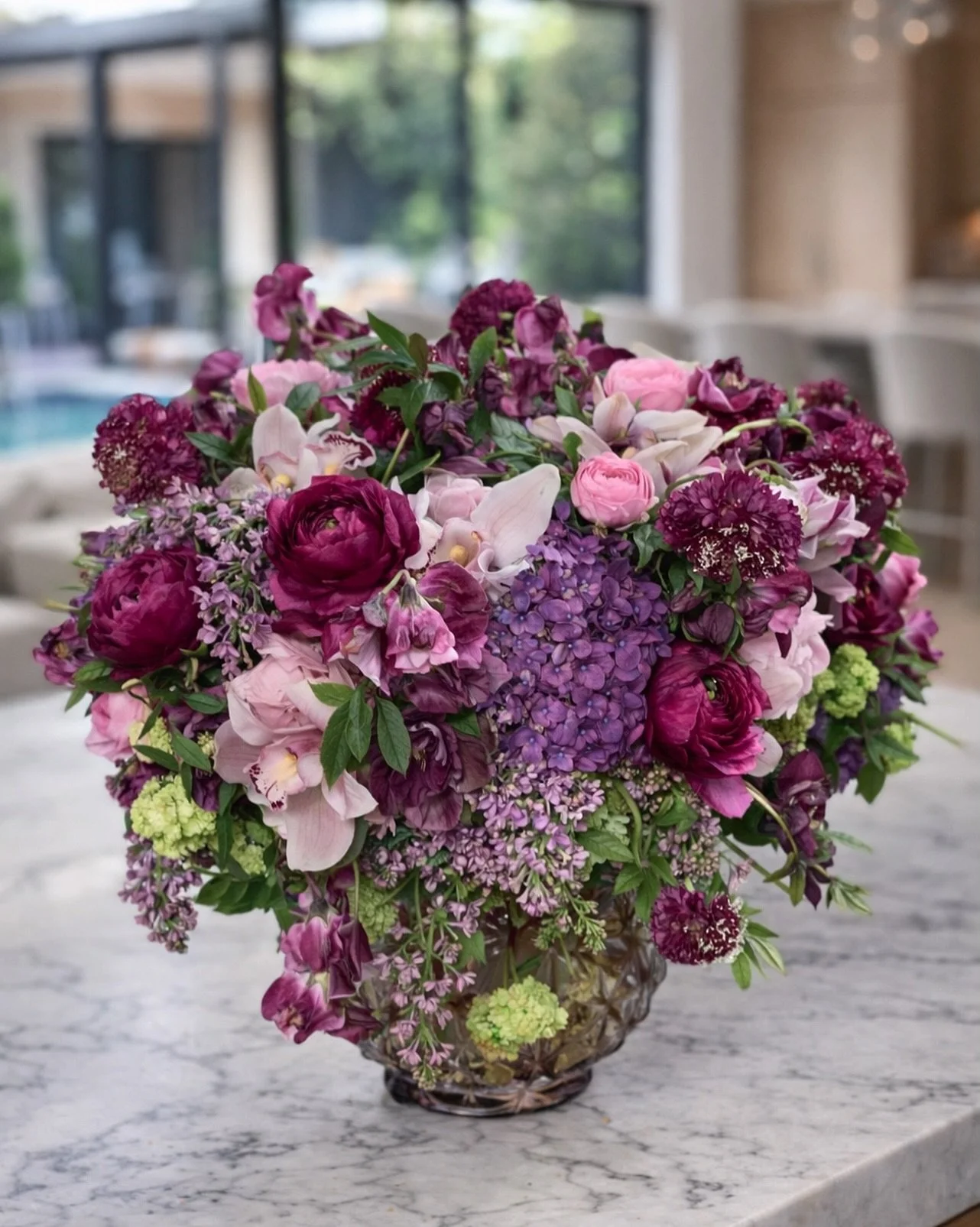 A garden gathered into one vase.
Layers of ranunculus, orchid, lilac, and hydrangea dancing together in soft spring light.

Noovobloom.com 
San Francisco

#CaliforniaModern #LuxuryFlorals #SanFranciscoDesigner #FloralArt #ModernInteriors
