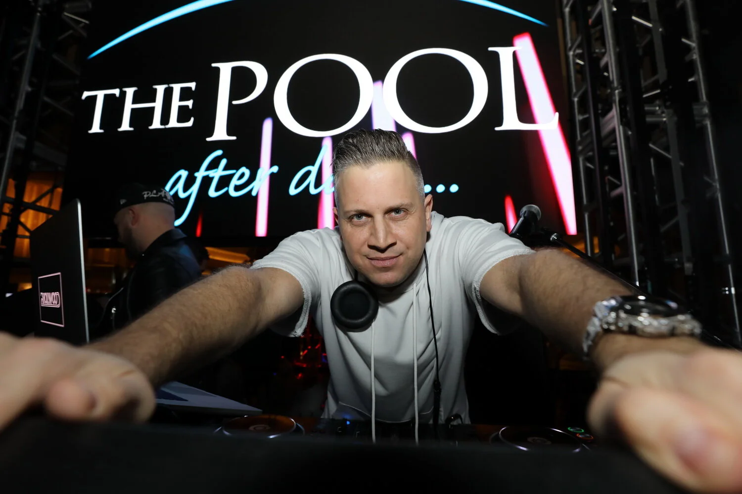 DJ Hollywood - 01/04/20