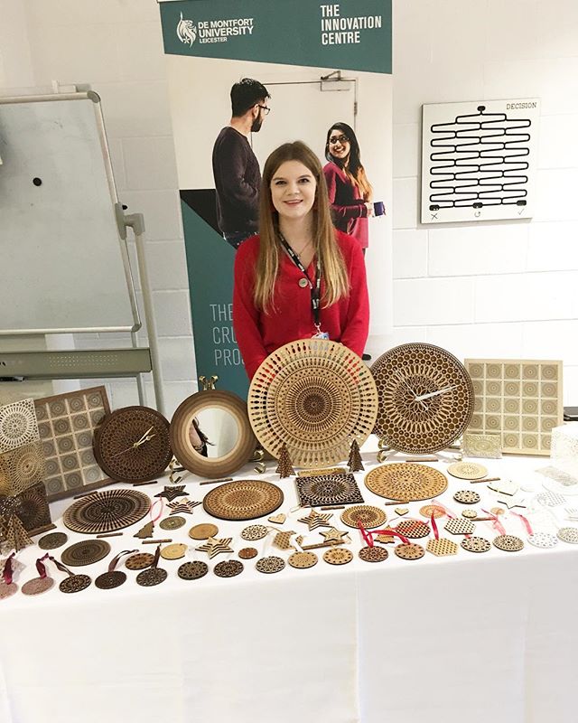 Had such a lovely time at the DMU Christmas Fair last Tuesday! 😁 Thank you to everyone that bought a piece, gave lovely comments or visited to say hello! 😊 It was lovely to be surrounded by so many talented makers and to see some old friends too! ?