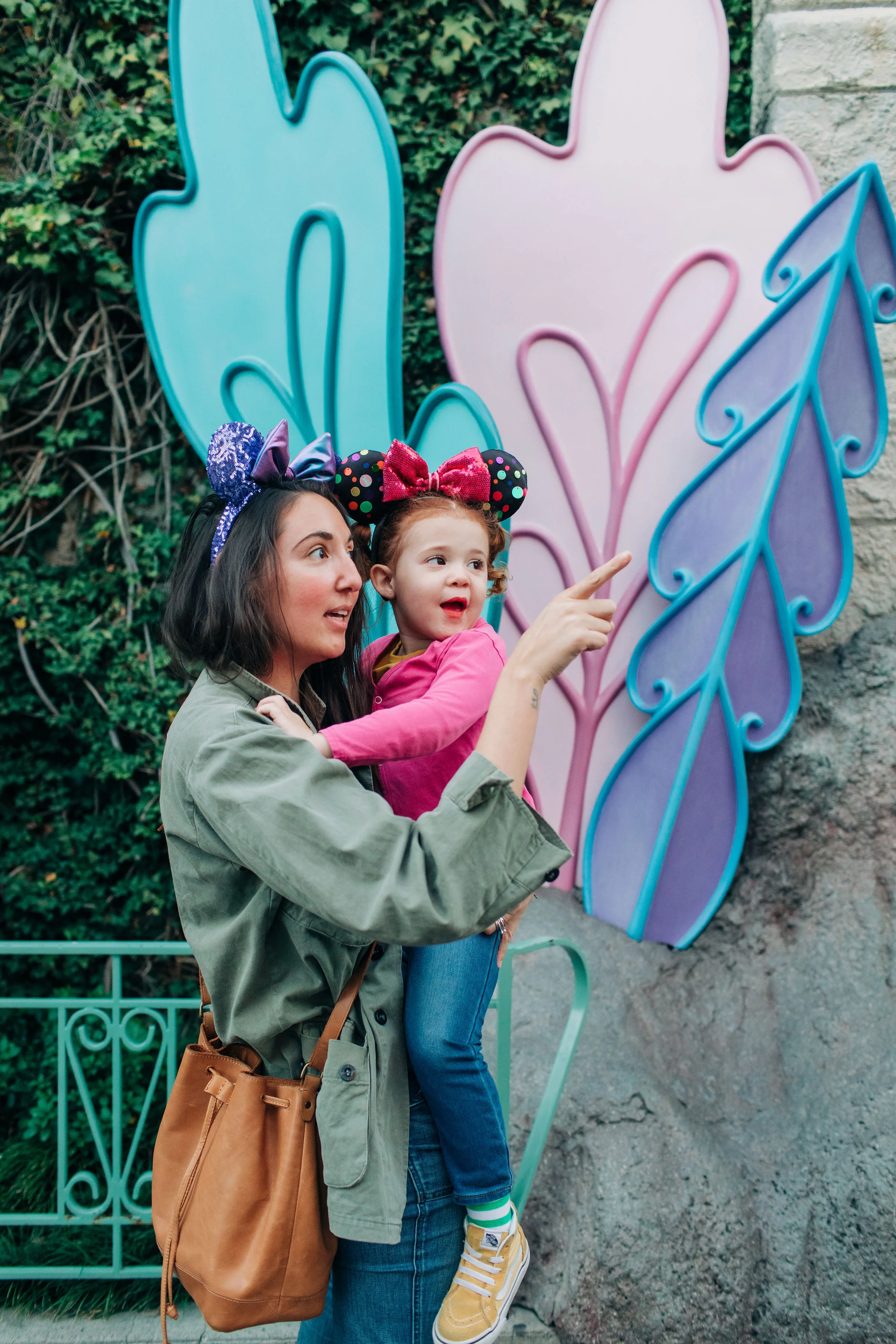 Baby_Boy_Bakery_Disneyland_LilyRoPhotography-7499.jpg