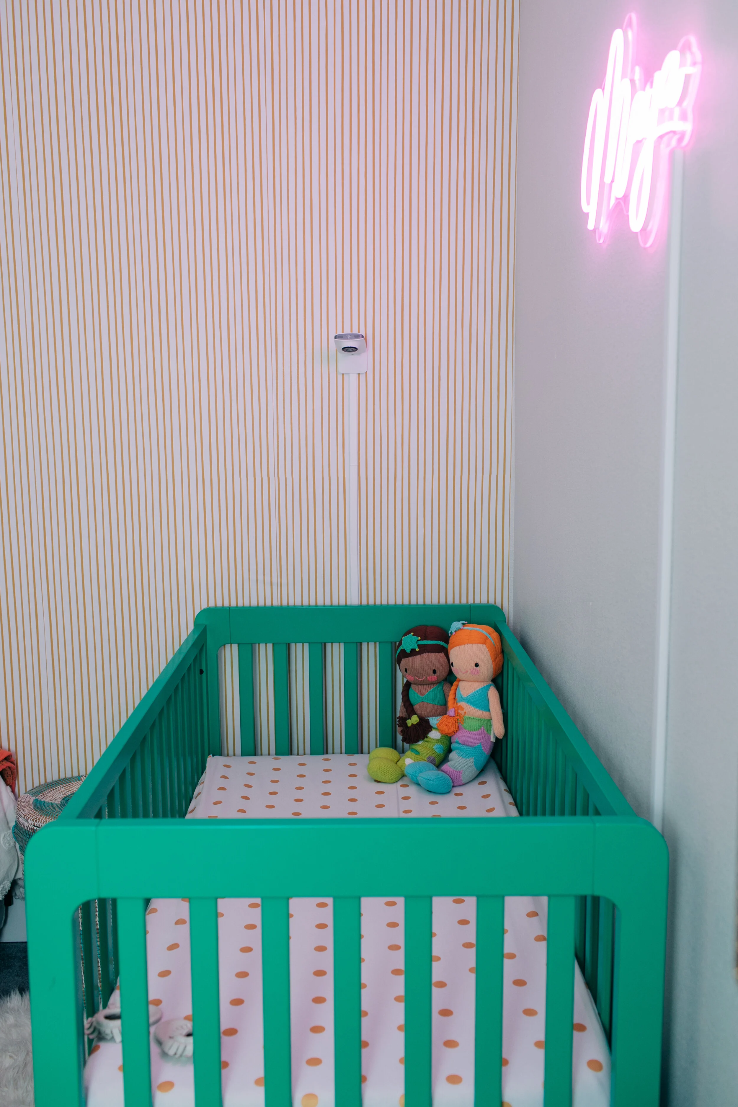 maya travel bassinet