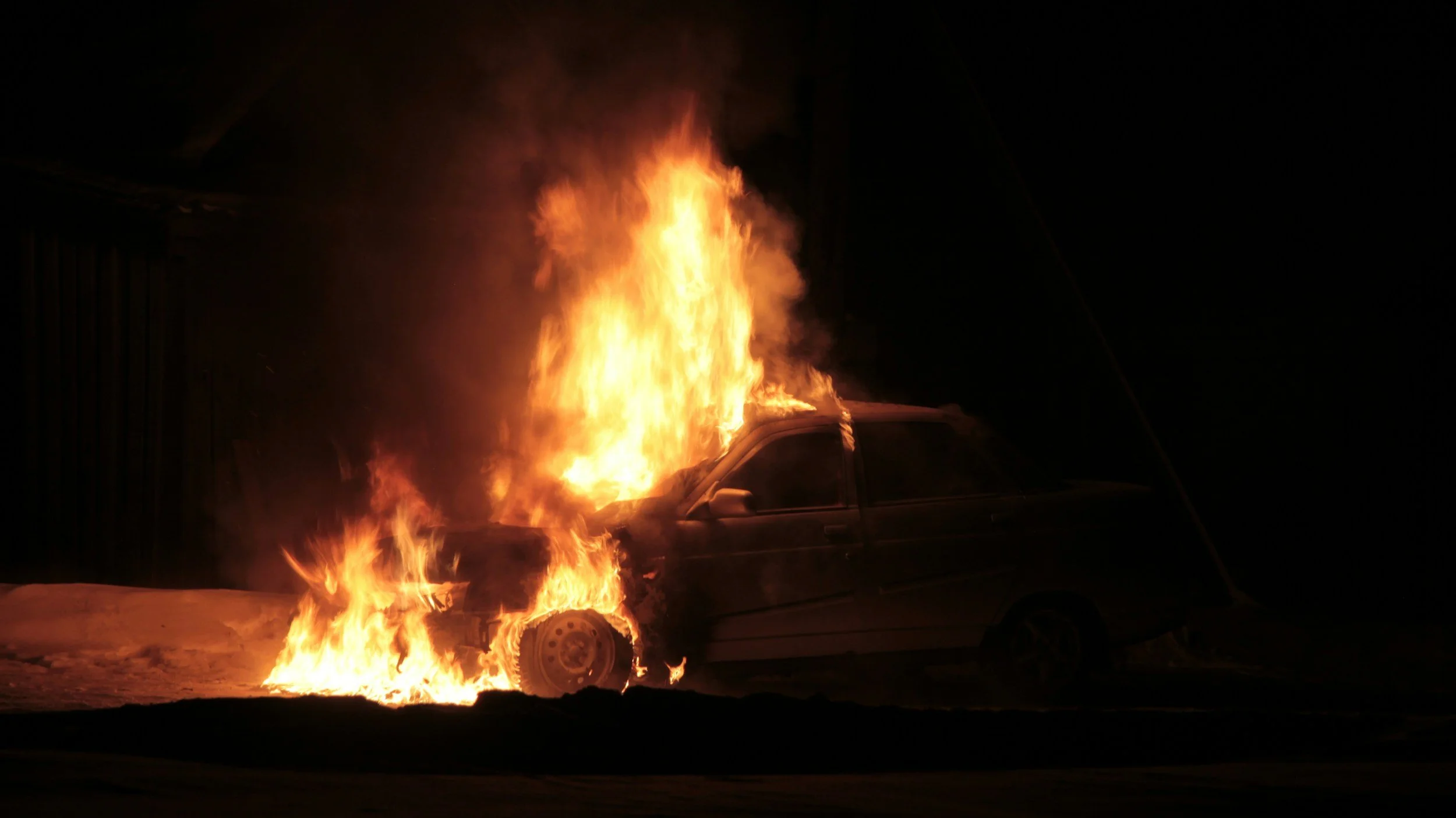 How to Control a Lithium-Ion Battery Fire