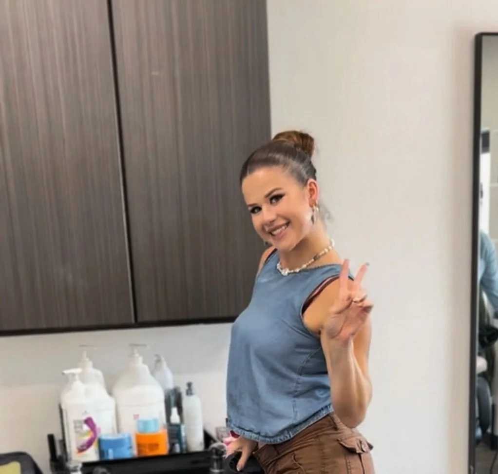 ‼️New Face Alert‼️ Everyone meet Micalah!! She is officially part of the team and is already killing it! @calacohair
