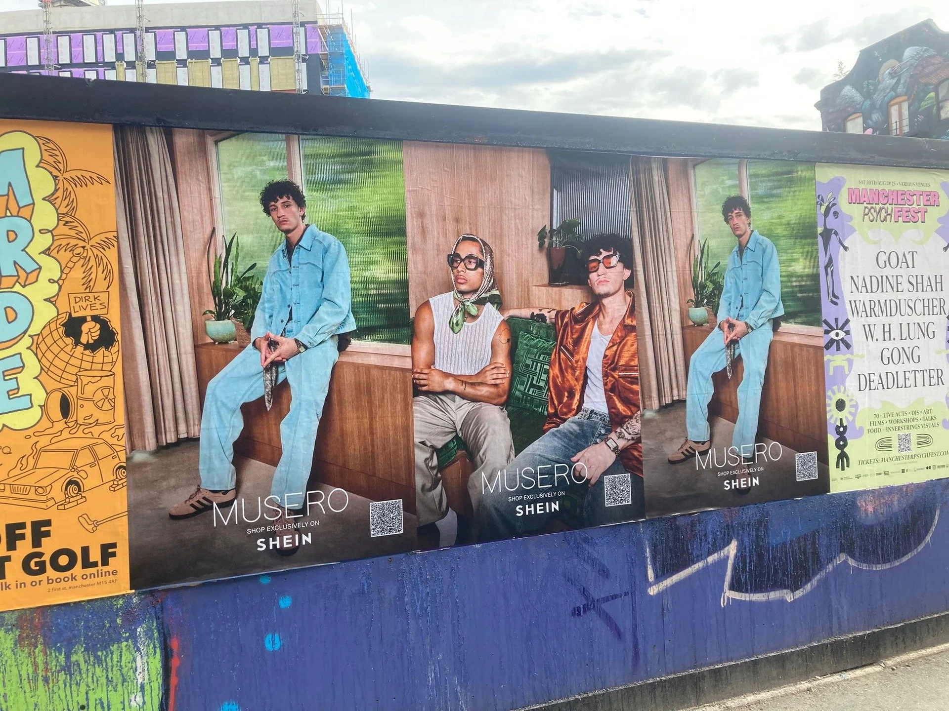 Steppin&rsquo; out in Manchester with a SHEIN x Musero fit 💫 #SHEINcollab #MuseroFly #ManchesterStyle #Guerillaflyposting #Wheatpaste #ooh #Guerilla #Mediagang #Manchester 

With @tbp.media