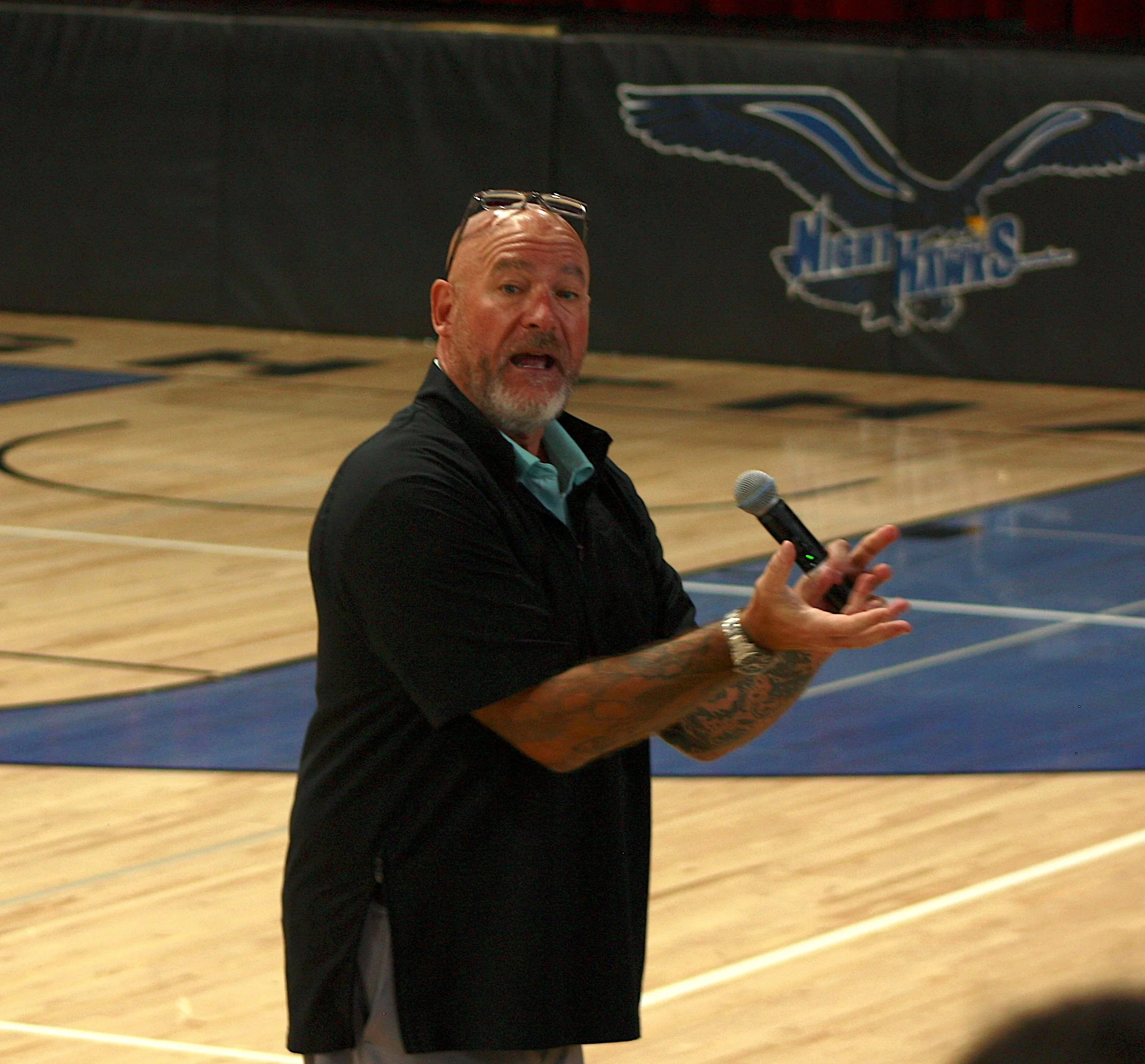 Jeff Yalden Speaks WITH students at HPS